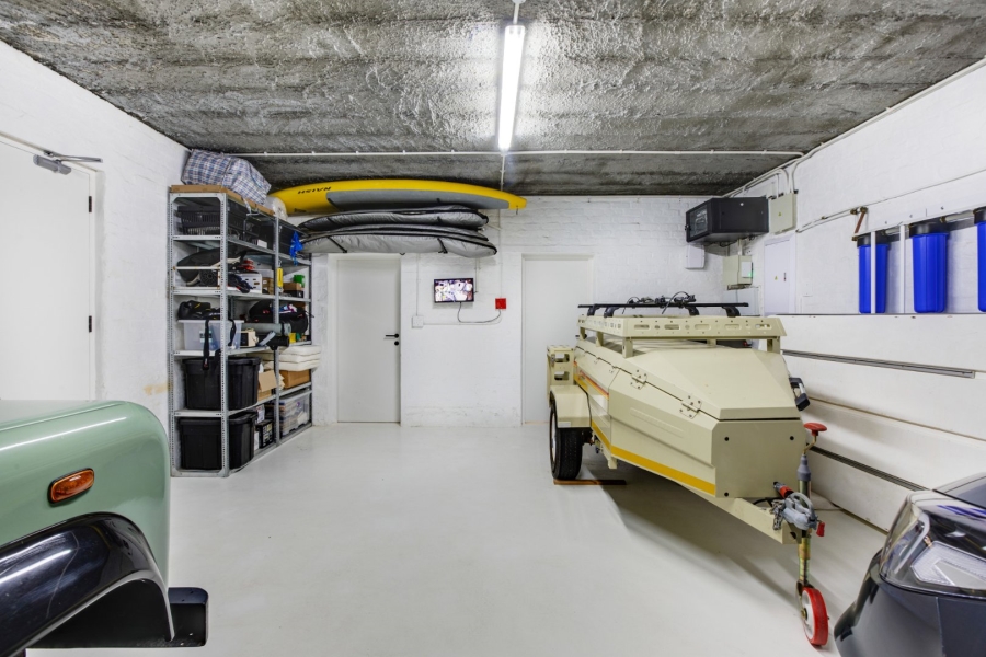 To Let 4 Bedroom Property for Rent in Bakoven Western Cape